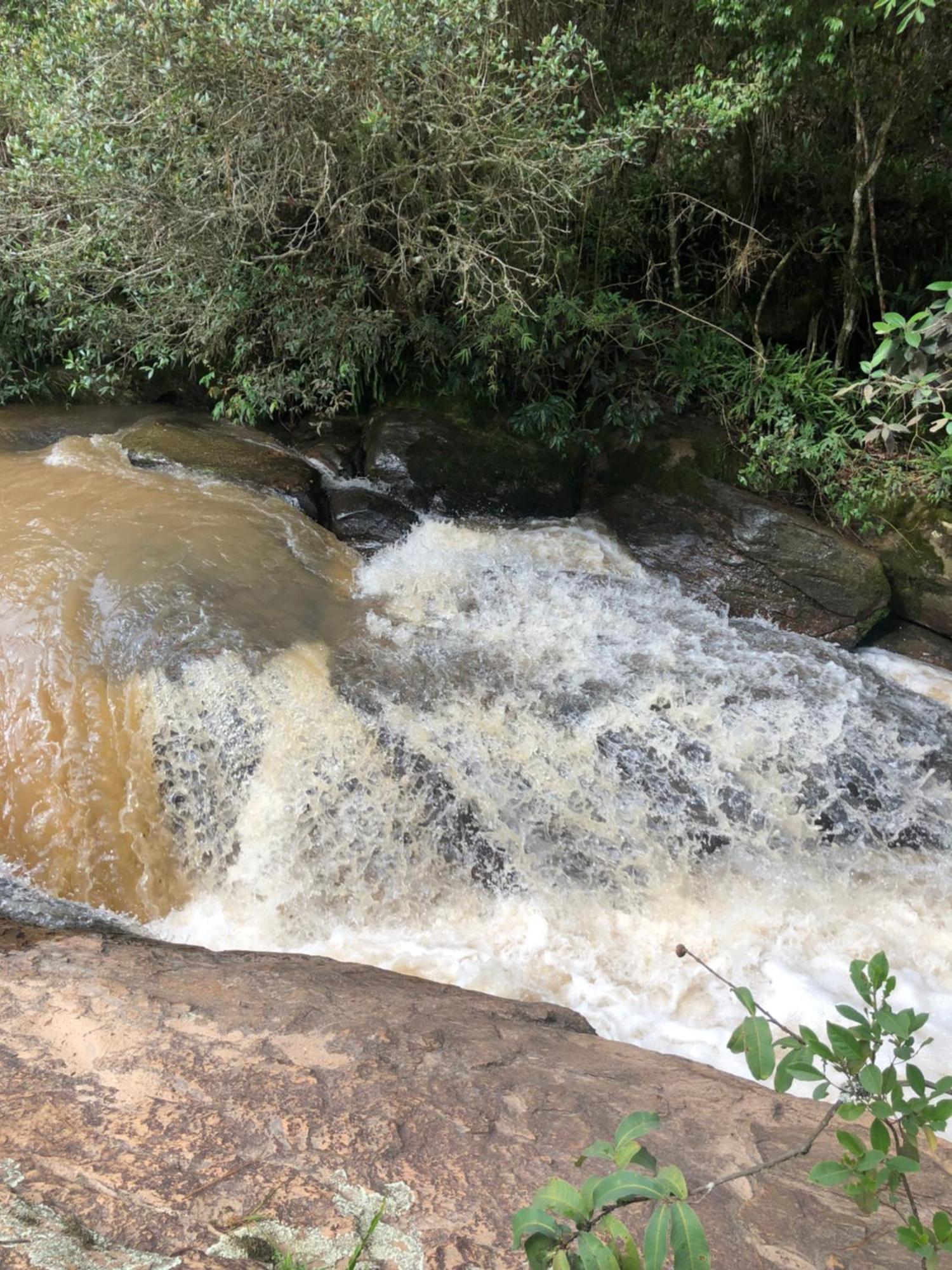 Pousada Pedra Da Mata Chales Na Montanha Munhoz Exteriér fotografie